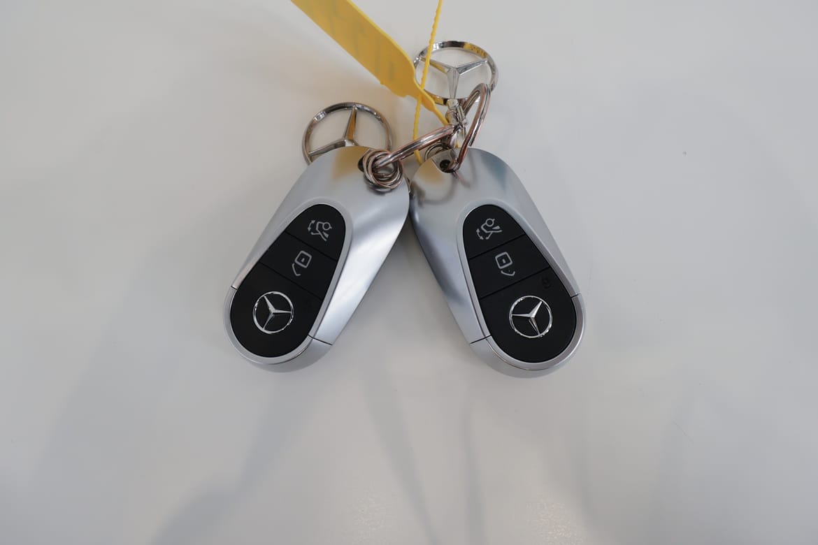 Mercedes-Benz C-Klass 2024 - miniatyr 36