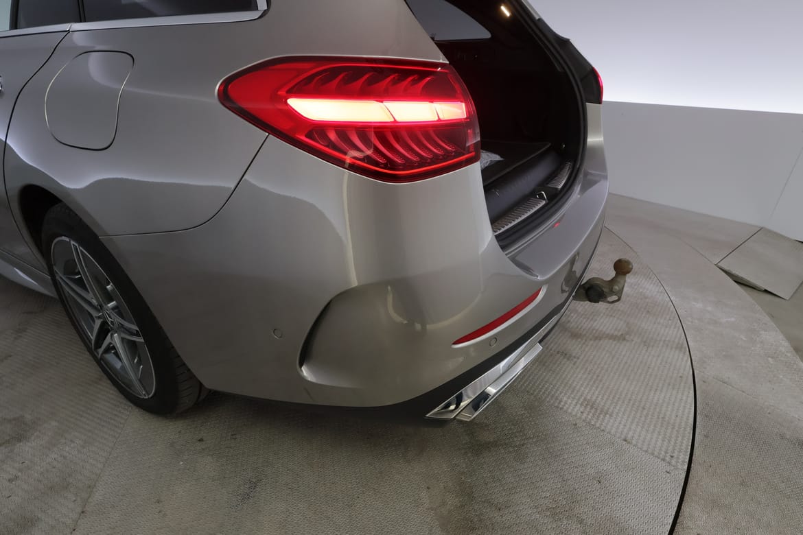 Mercedes-Benz C-Klass 2024 - miniatyr 7