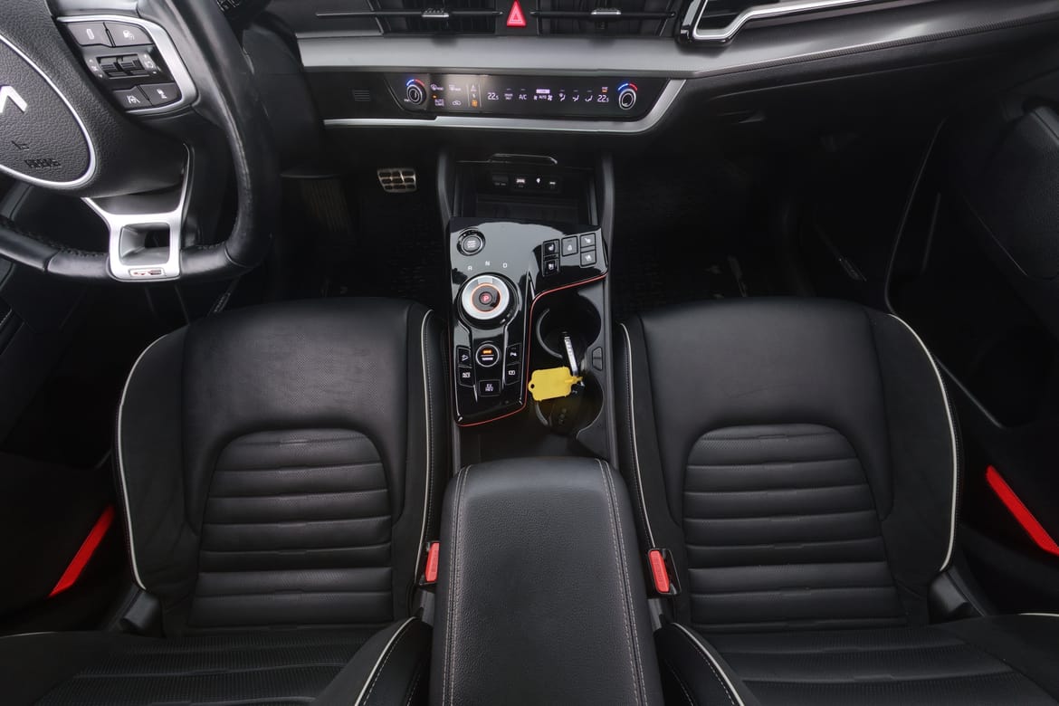 Kia Sportage 2022 - miniatyr 17