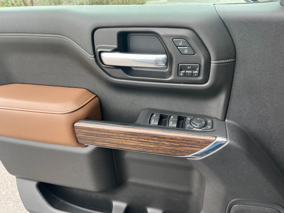Chevrolet Silverado 2021 - miniatyr 23