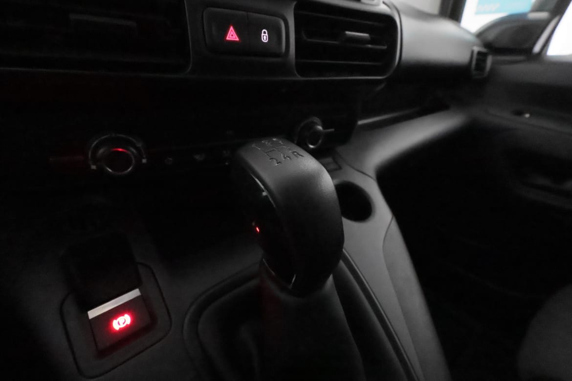 Peugeot Partner 2020 - miniatyr 15