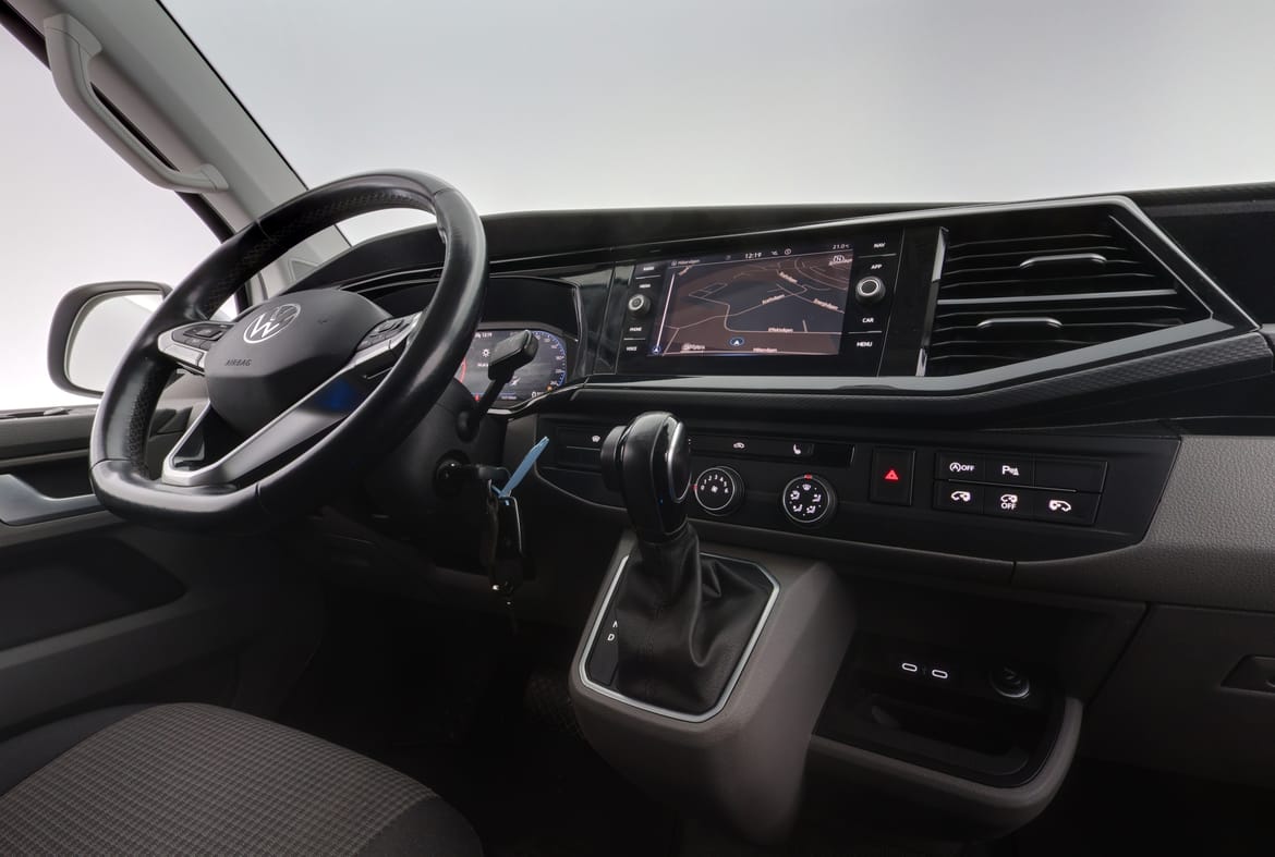 Volkswagen Transporter 2021 - miniatyr 12