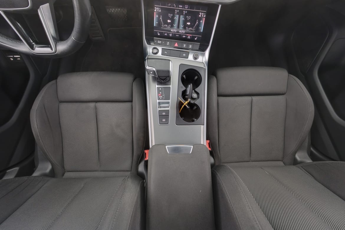 Audi A6 2023 - miniatyr 18