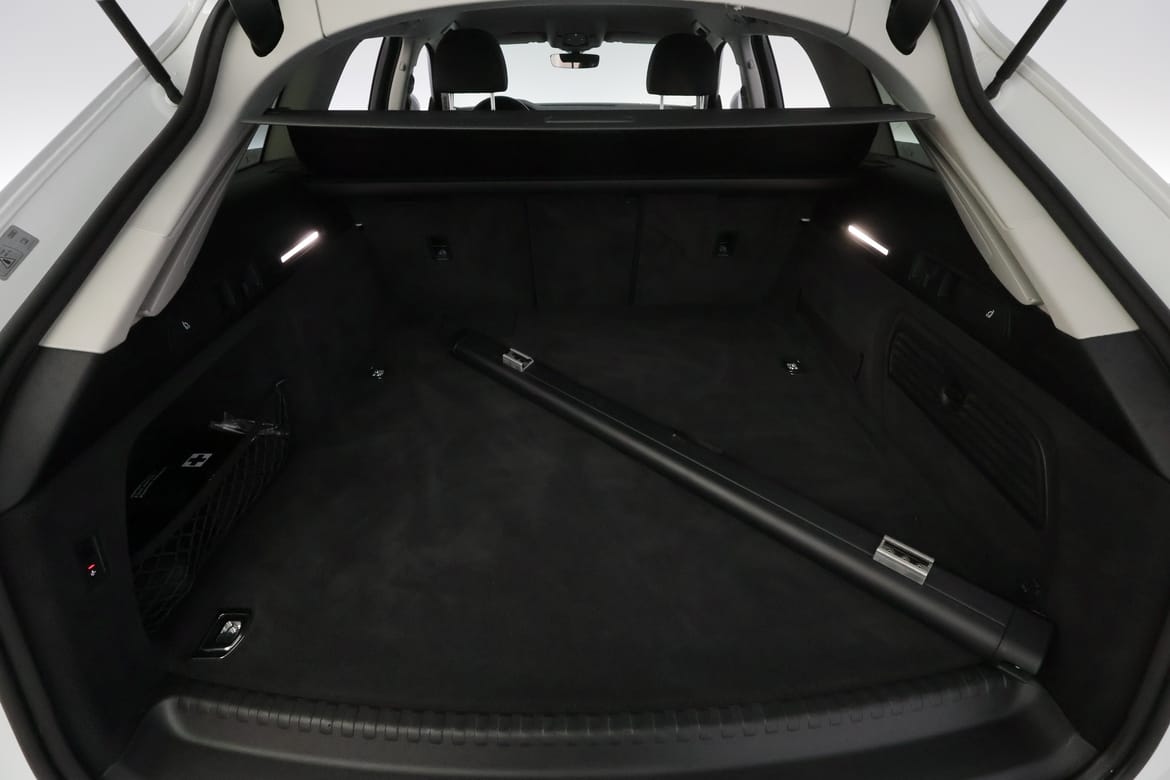 Audi A6 2023 - miniatyr 8