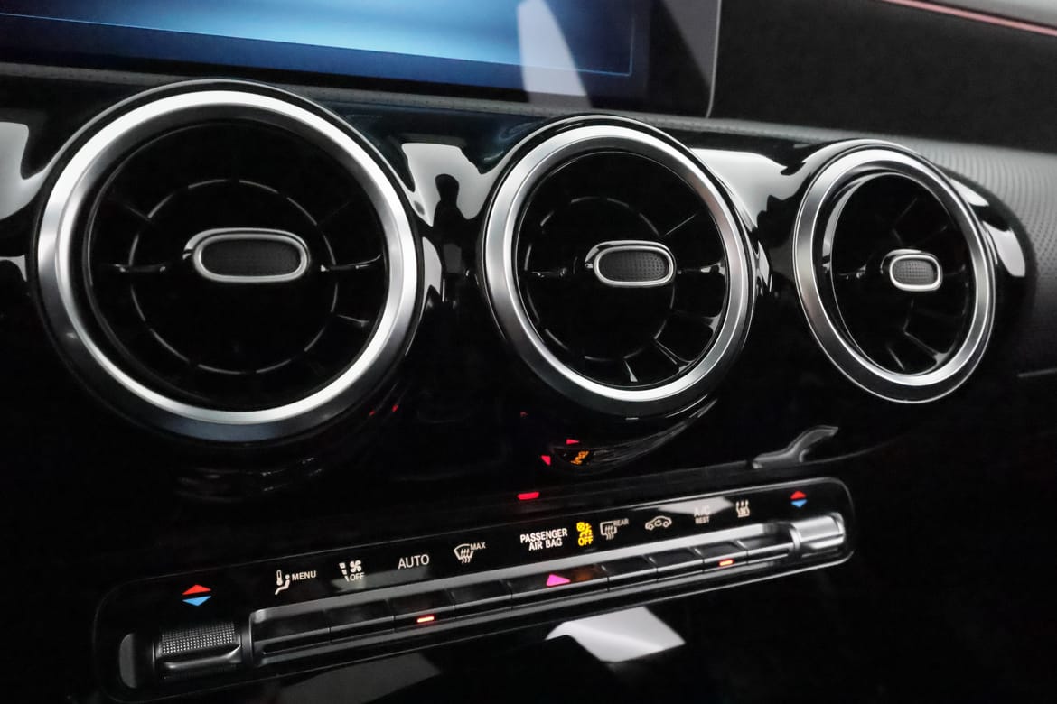Mercedes-Benz A-Klass 2023 - miniatyr 24