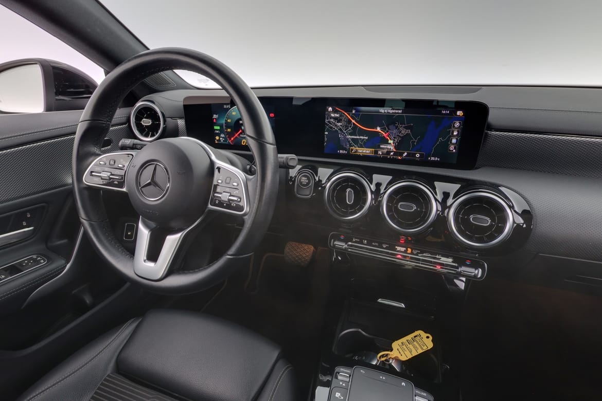 Mercedes-Benz CLA 2022 - miniatyr 8