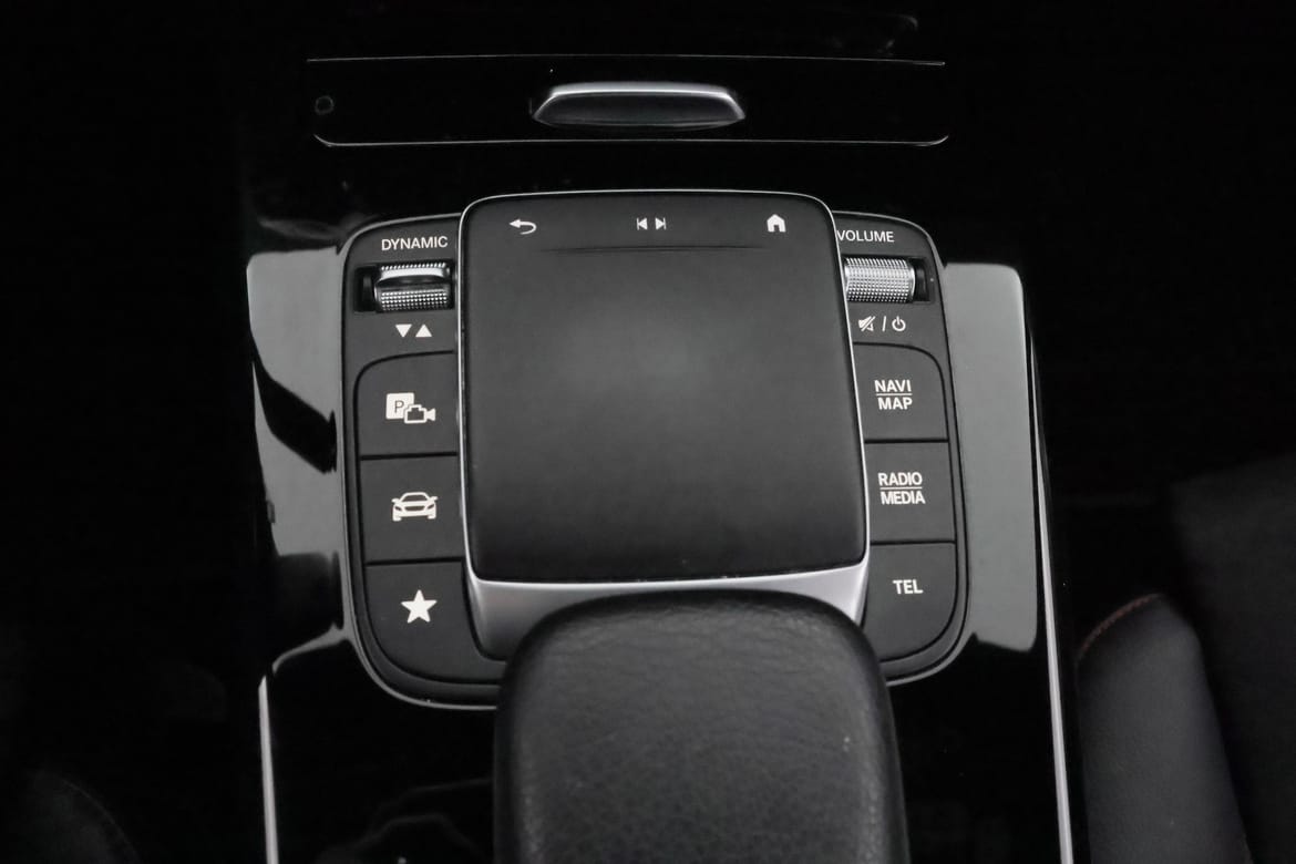 Mercedes-Benz CLA 2021 - miniatyr 23