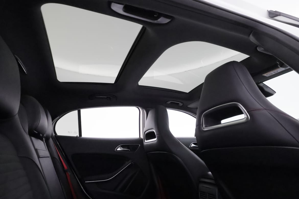 Mercedes-Benz GLA 2019 - miniatyr 20