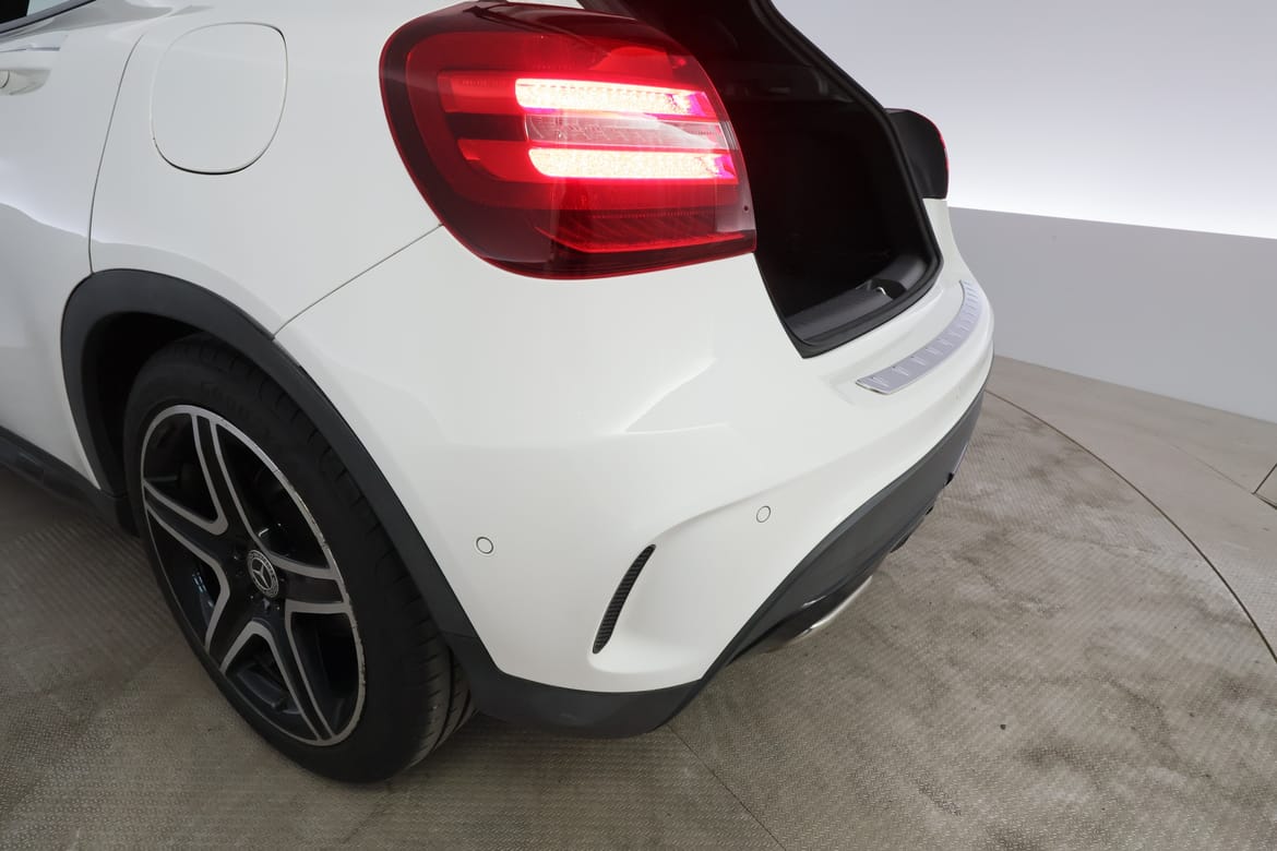 Mercedes-Benz GLA 2019 - miniatyr 7