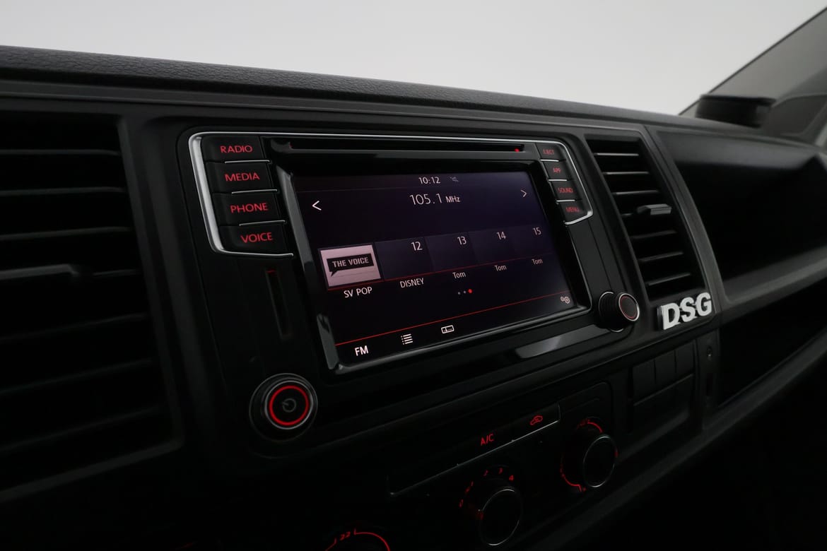 Volkswagen Transporter 2019 - miniatyr 16