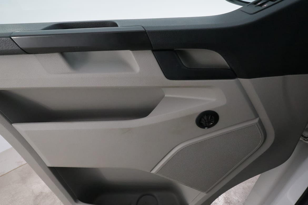 Volkswagen Transporter 2019 - miniatyr 20