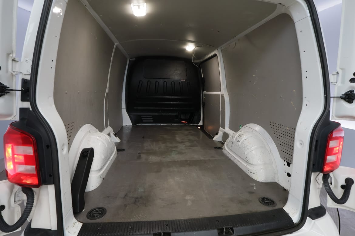 Volkswagen Transporter 2019 - miniatyr 7