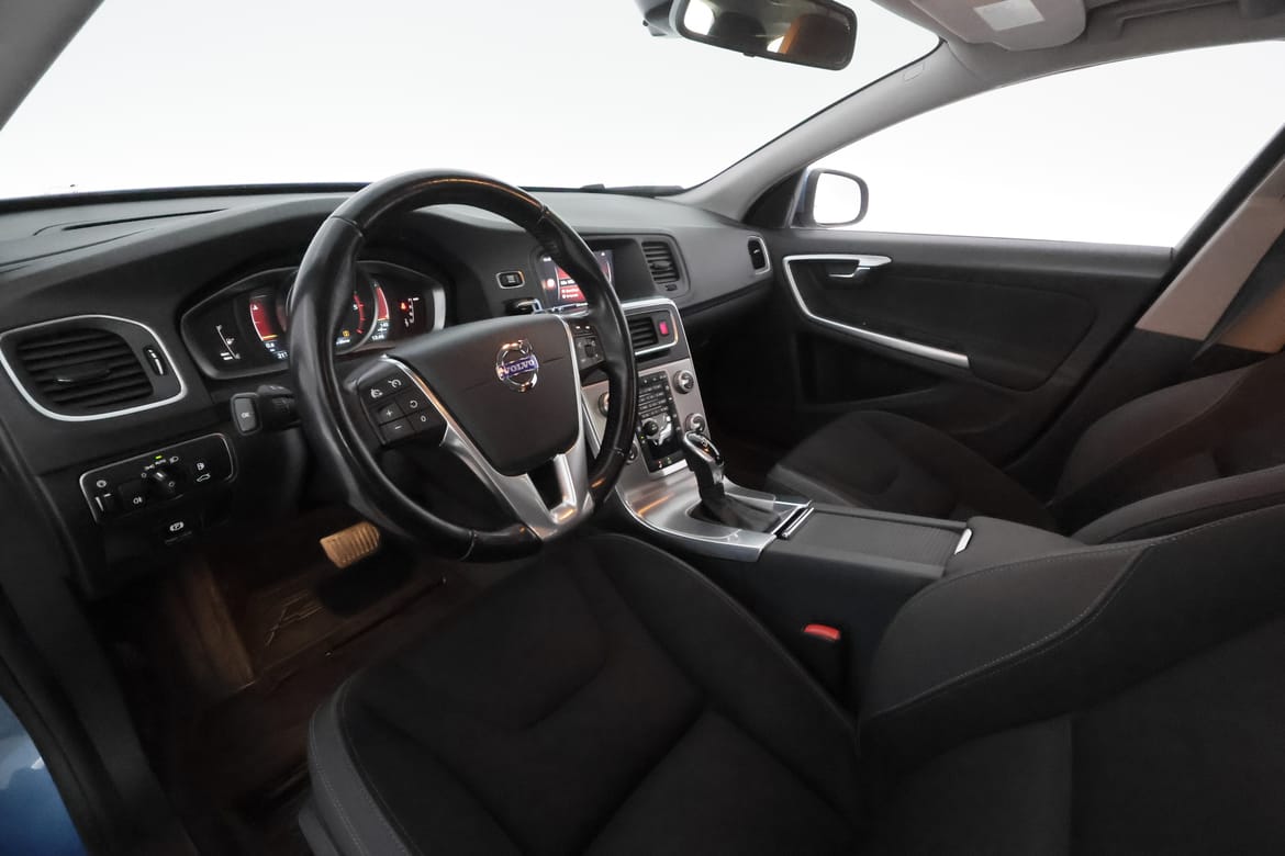 Volvo V60 2015 - miniatyr 11