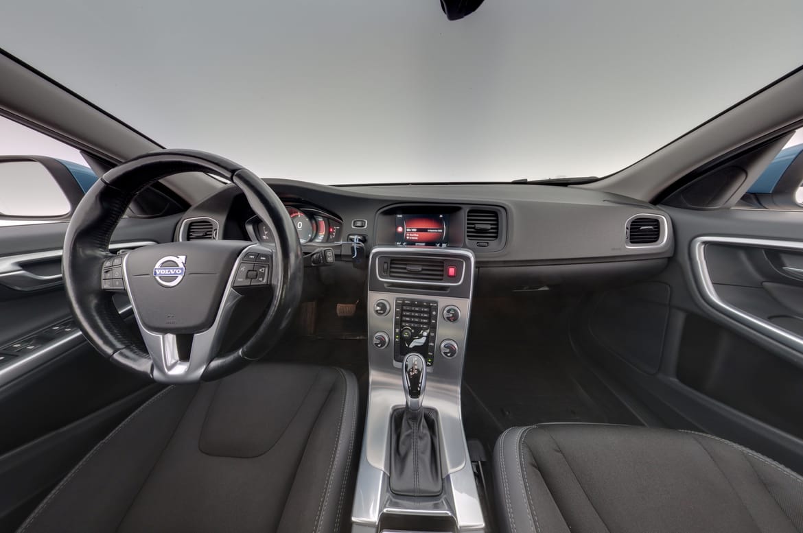 Volvo V60 2015 - miniatyr 12