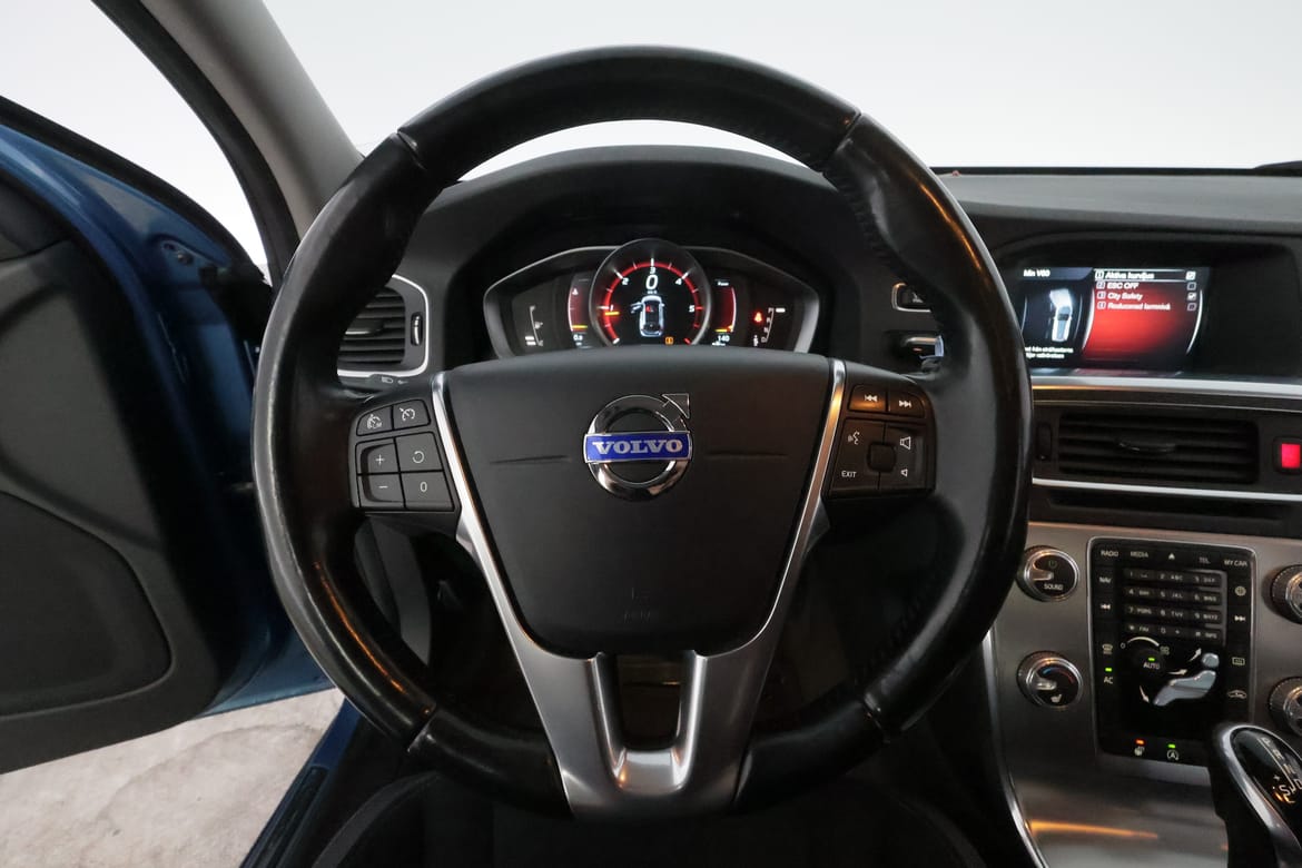 Volvo V60 2015 - miniatyr 14