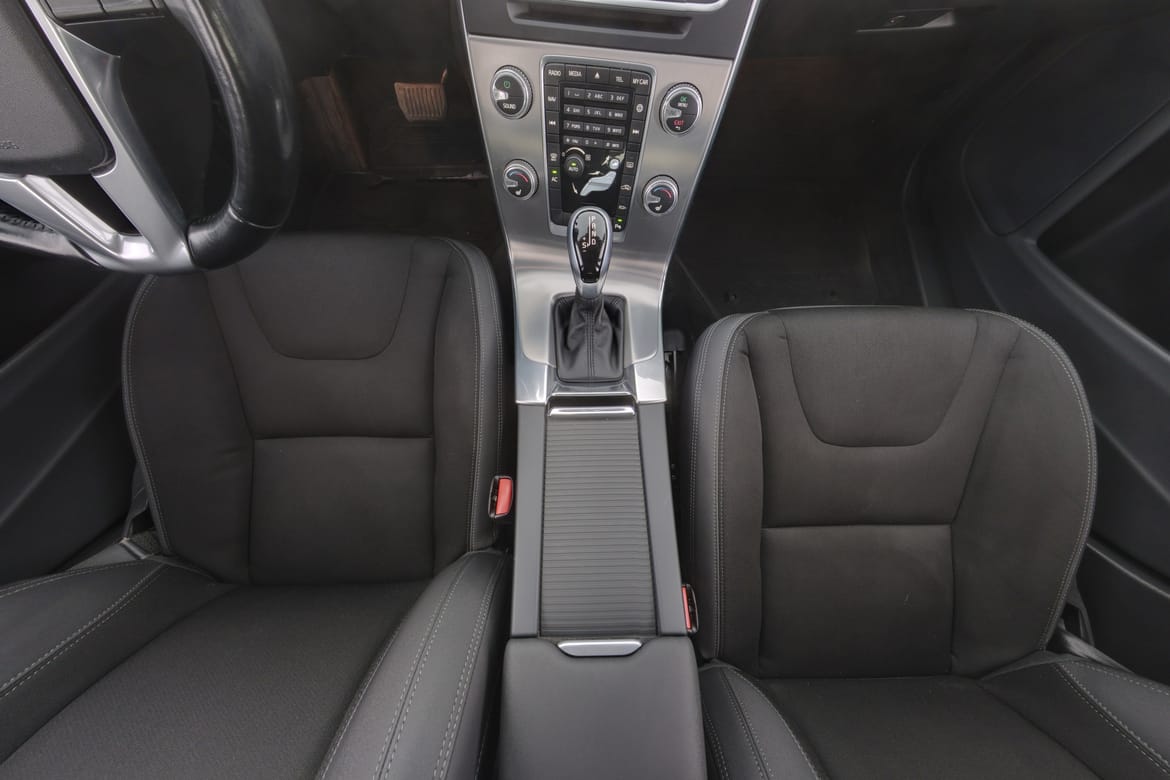 Volvo V60 2015 - miniatyr 18