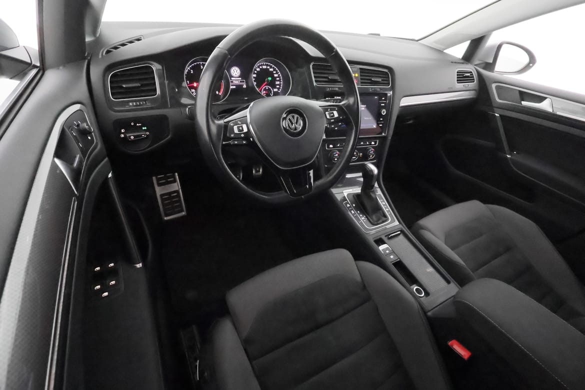 Volkswagen Golf 2020 - miniatyr 11
