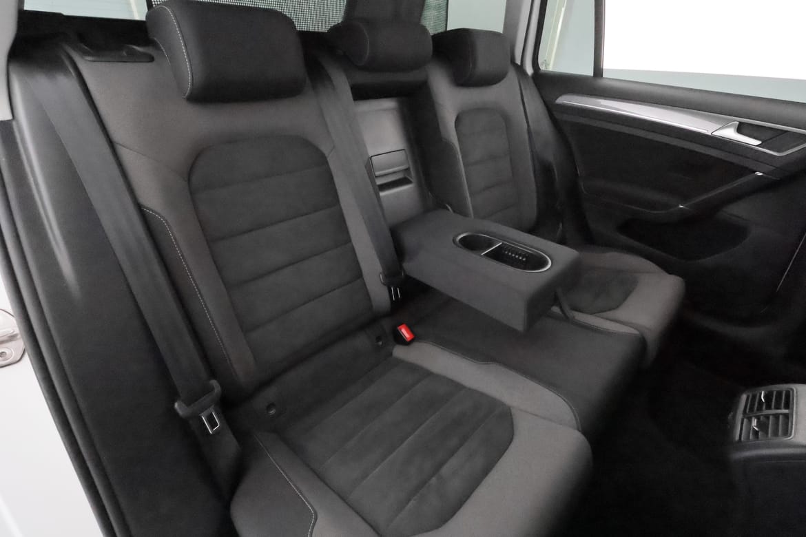 Volkswagen Golf 2020 - miniatyr 20