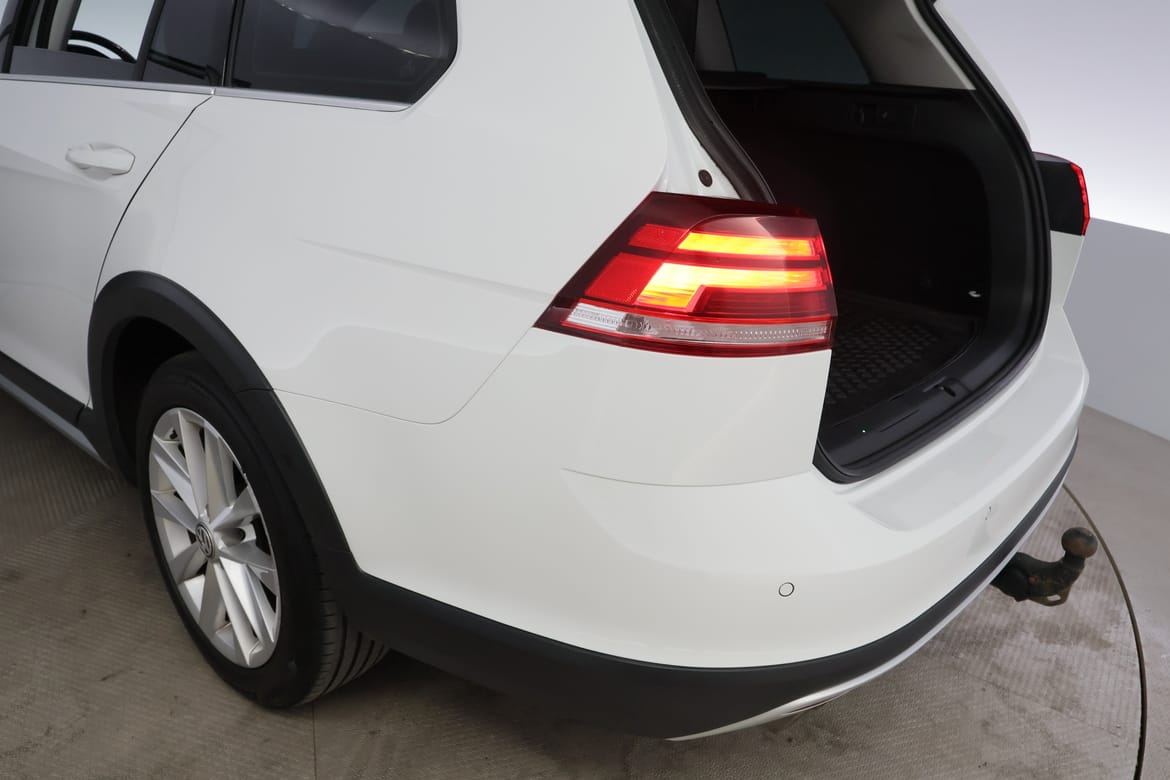 Volkswagen Golf 2020 - miniatyr 7