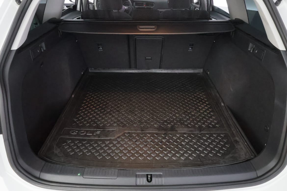 Volkswagen Golf 2020 - miniatyr 8