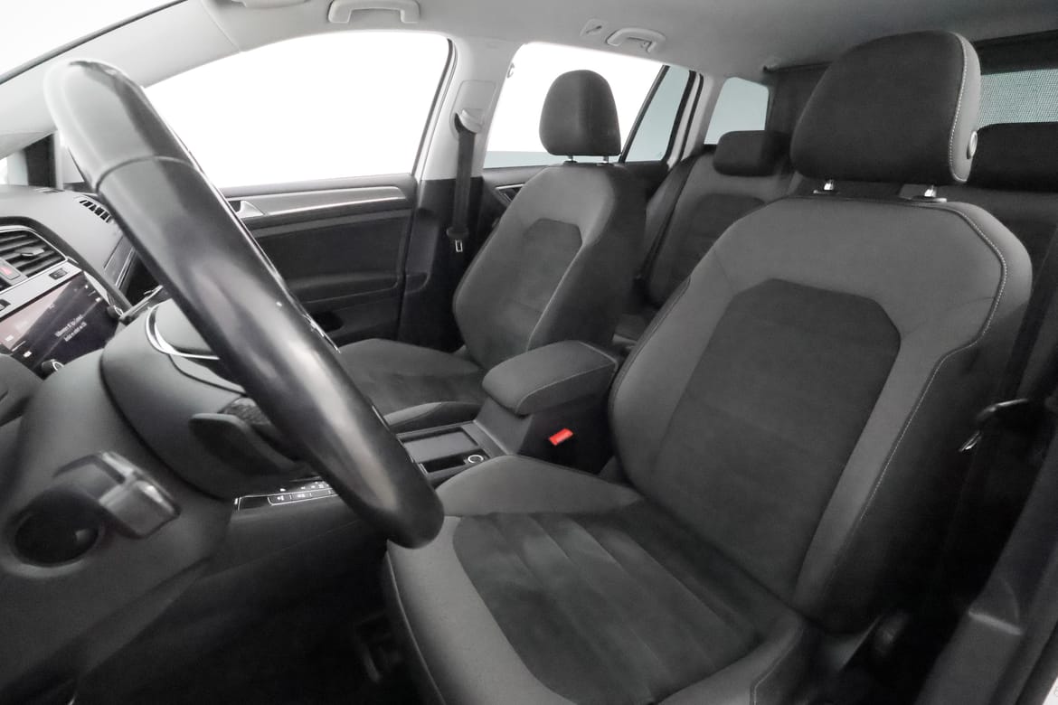 Volkswagen Golf 2020 - miniatyr 10