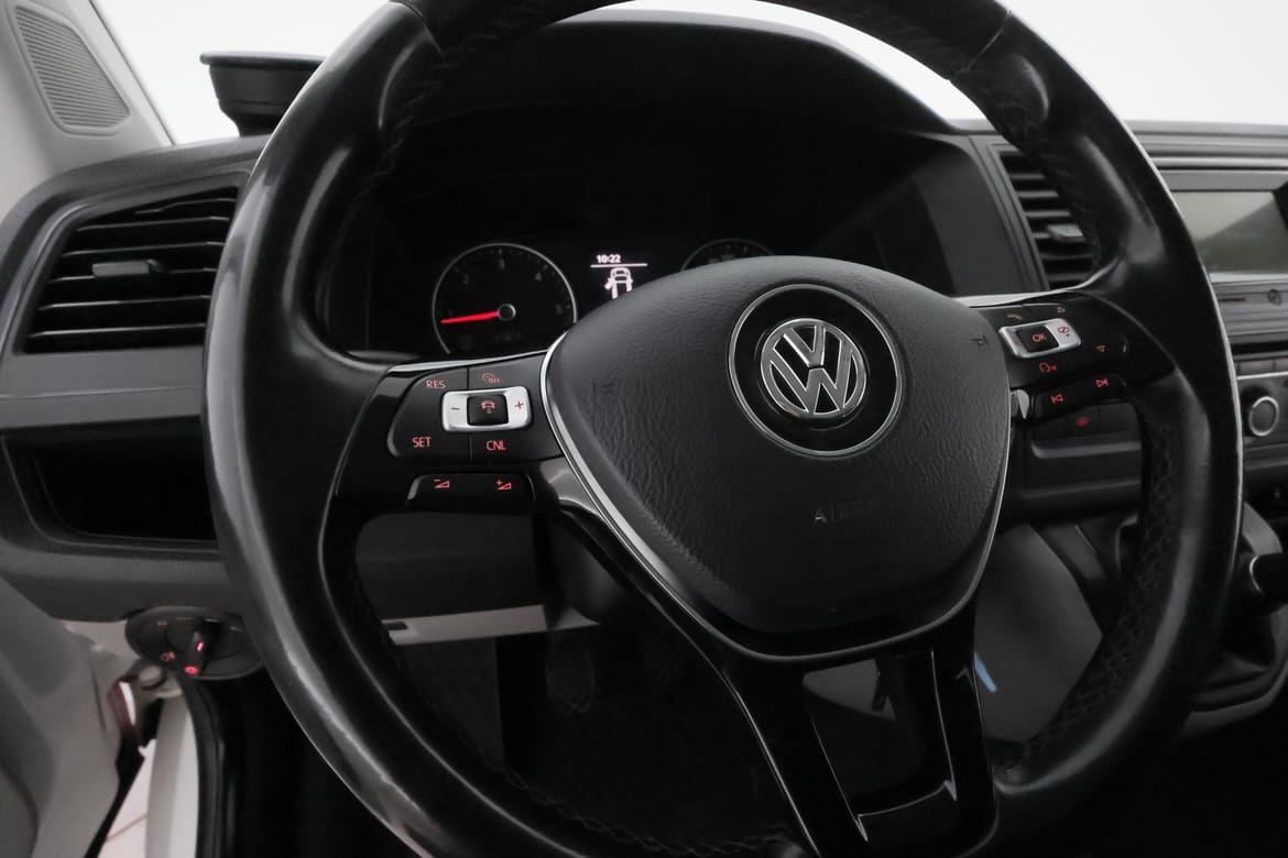 Volkswagen Transporter 2018 - miniatyr 14