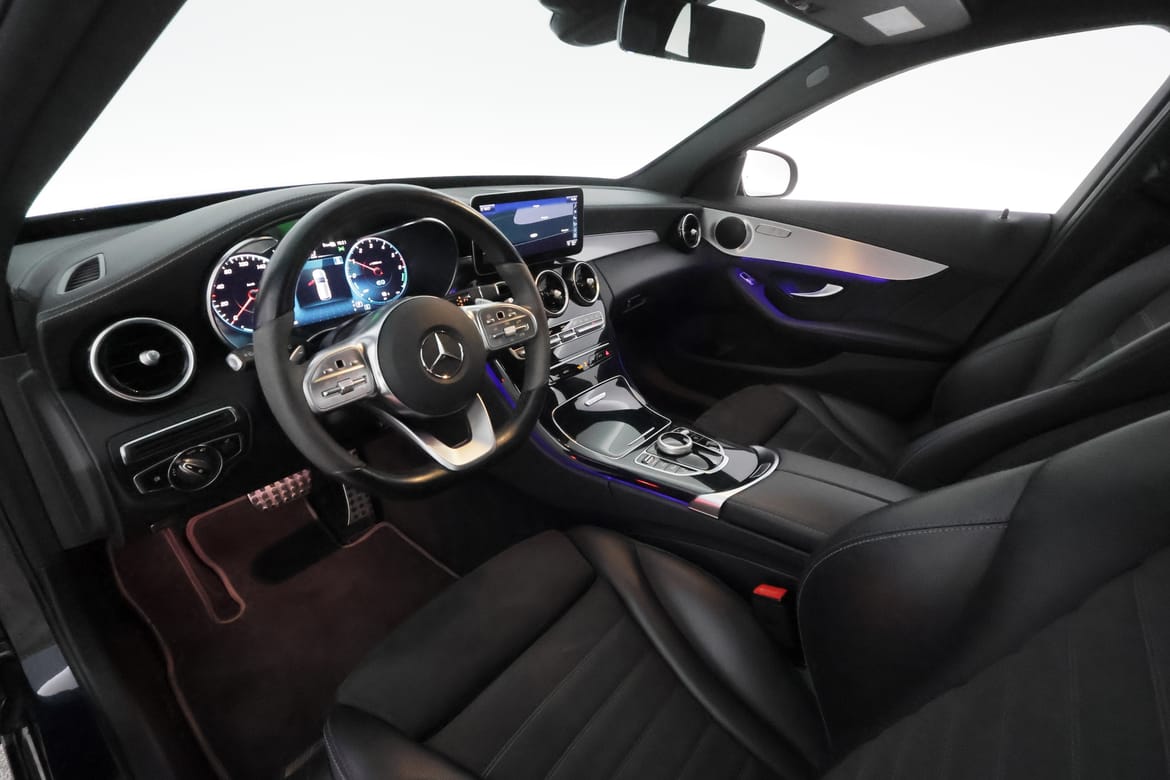 Mercedes-Benz C-Klass 2021 - miniatyr 13