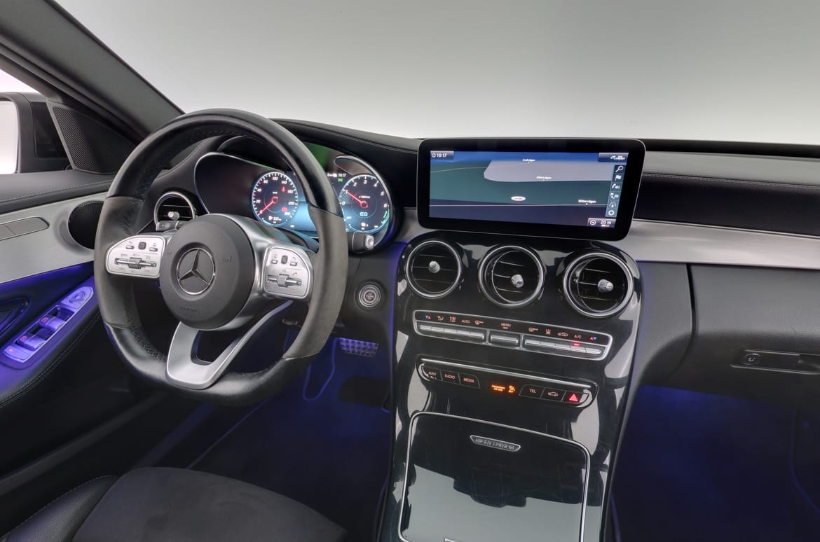 Mercedes-Benz C-Klass 2021 - miniatyr 15