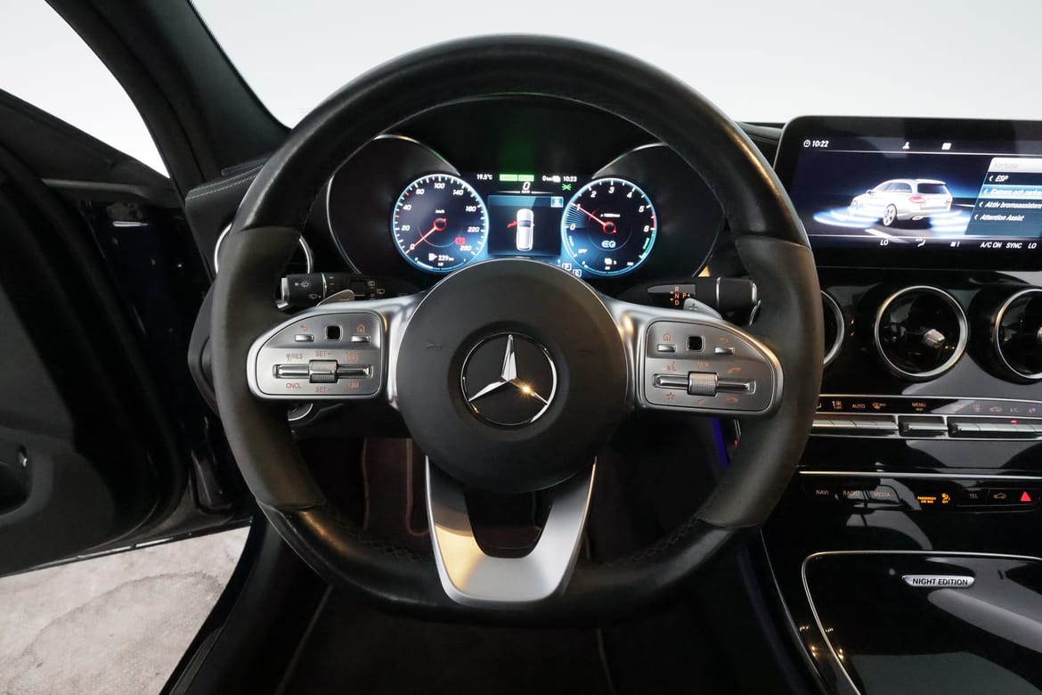 Mercedes-Benz C-Klass 2021 - miniatyr 16