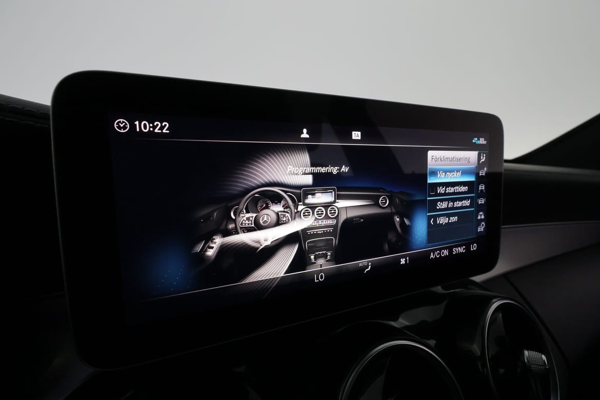 Mercedes-Benz C-Klass 2021 - miniatyr 29