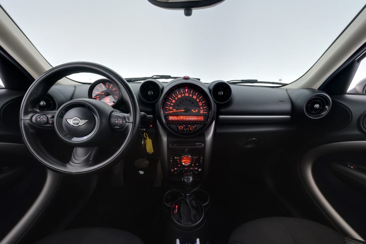 MINI Countryman 2016 - miniatyr 12