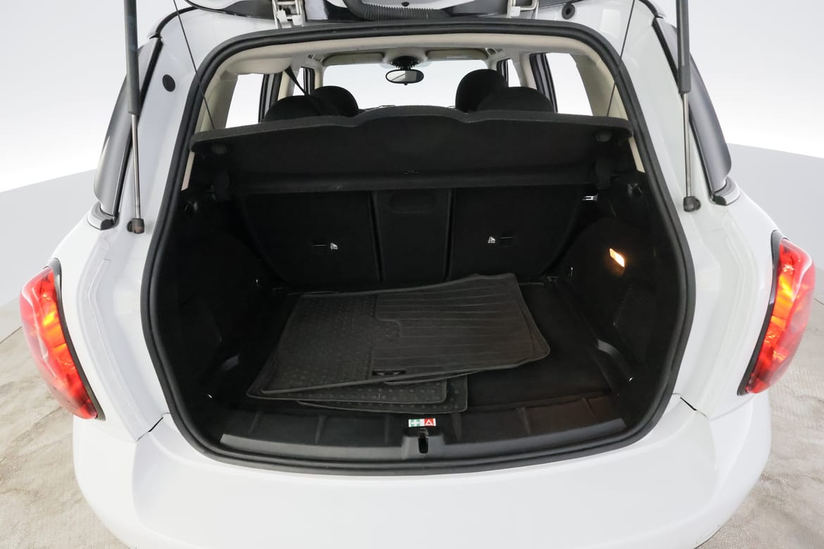 MINI Countryman 2016 - miniatyr 8