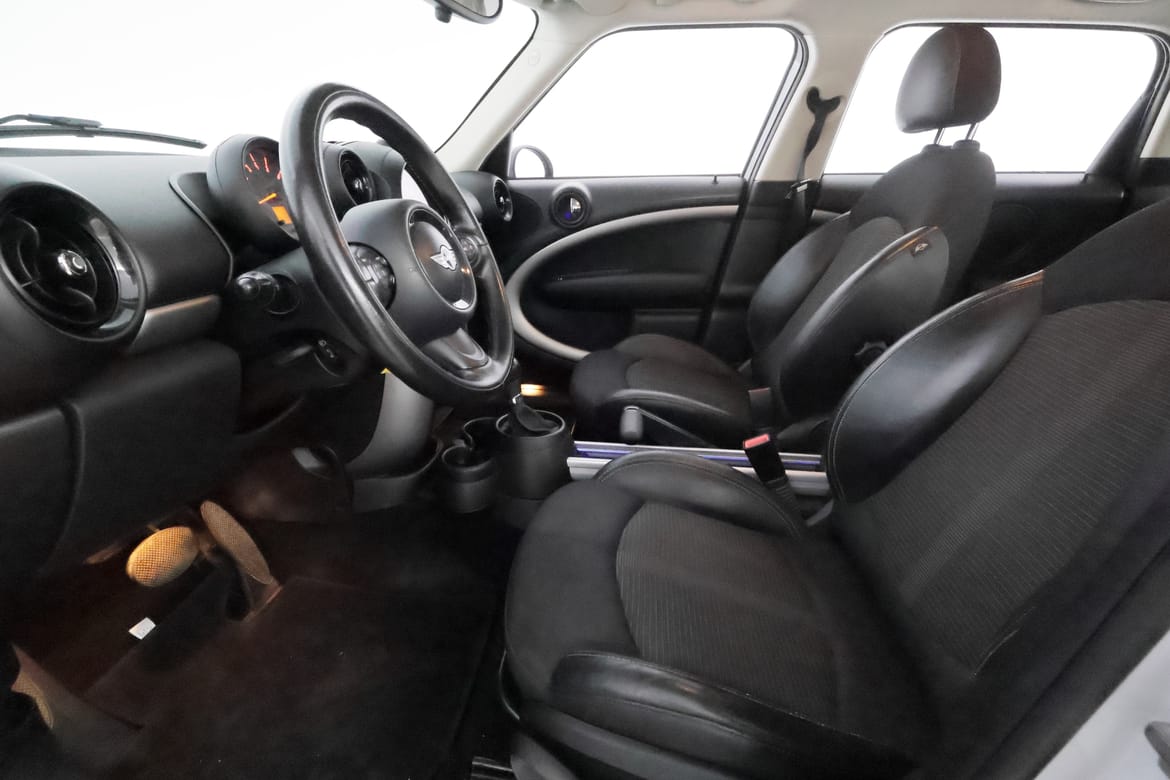 MINI Countryman 2016 - miniatyr 9