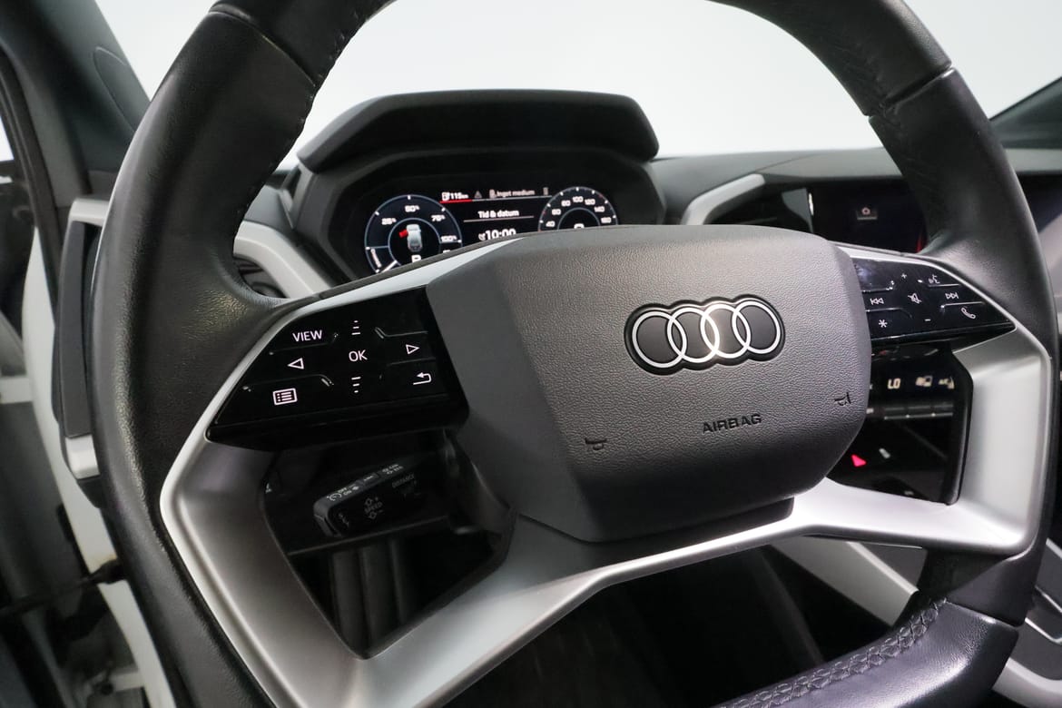 Audi Q4 e-tron 2023 - miniatyr 17