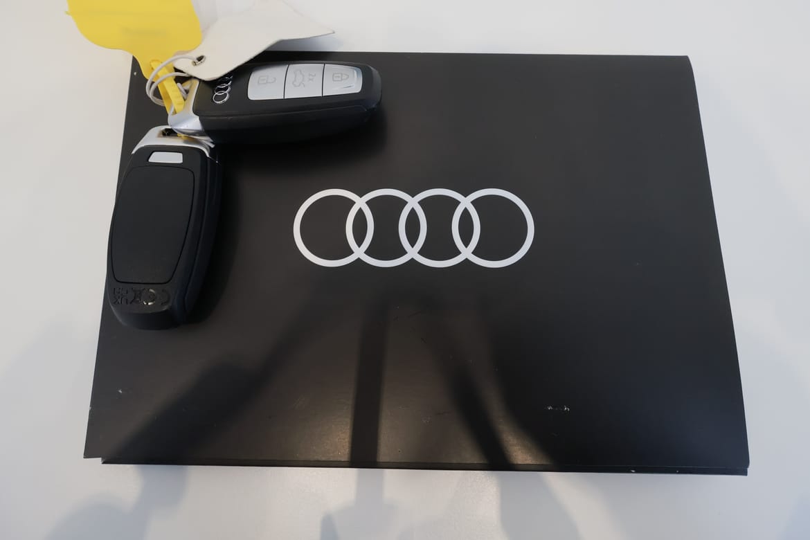 Audi Q4 e-tron 2023 - miniatyr 33