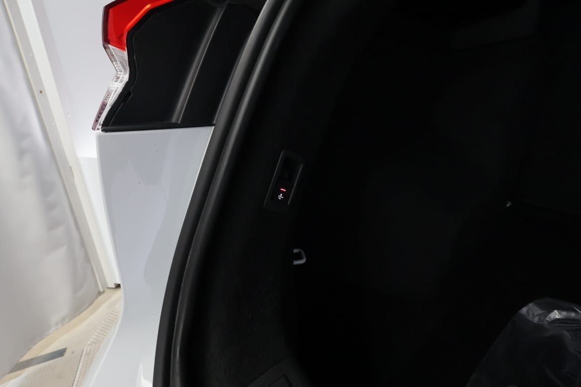 Audi Q4 e-tron 2023 - miniatyr 9