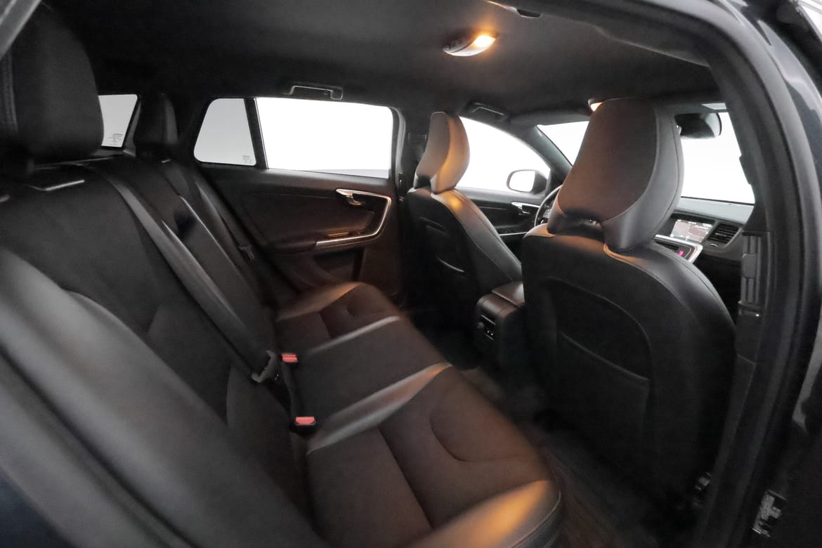 Volvo V60 2017 - miniatyr 18