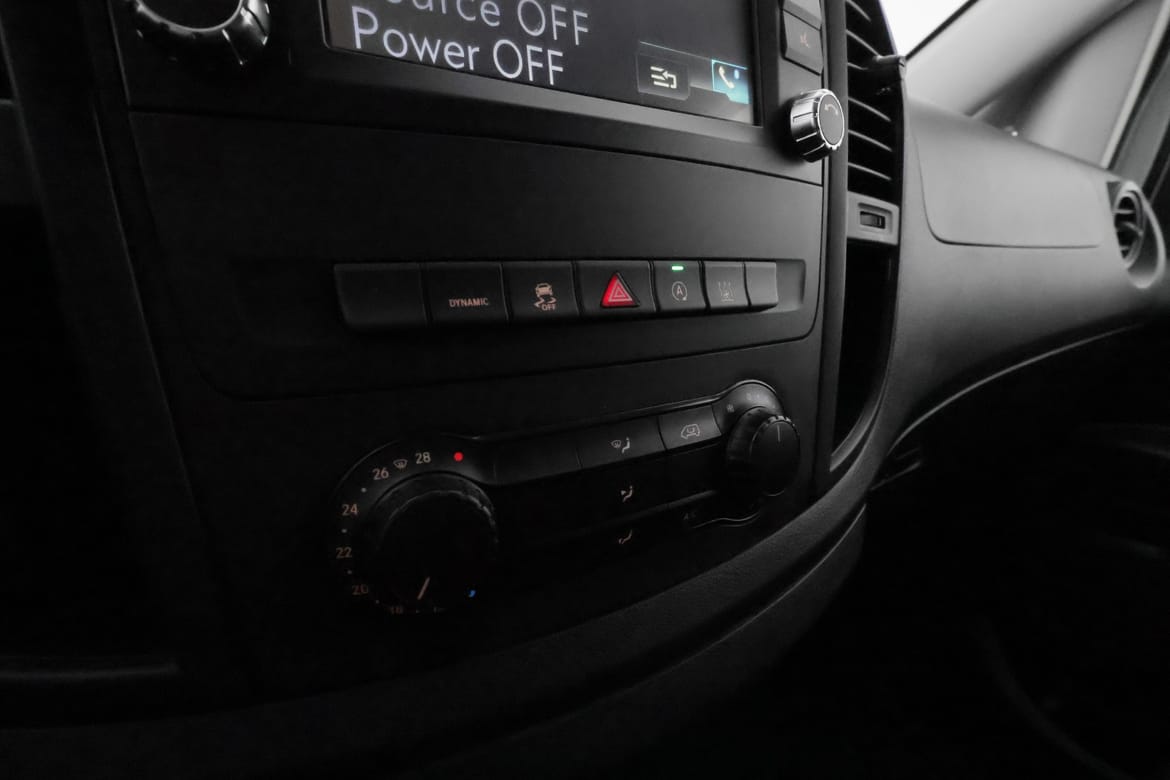 Mercedes-Benz Vito 2020 - miniatyr 14