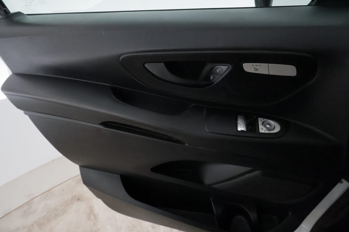 Mercedes-Benz Vito 2020 - miniatyr 19