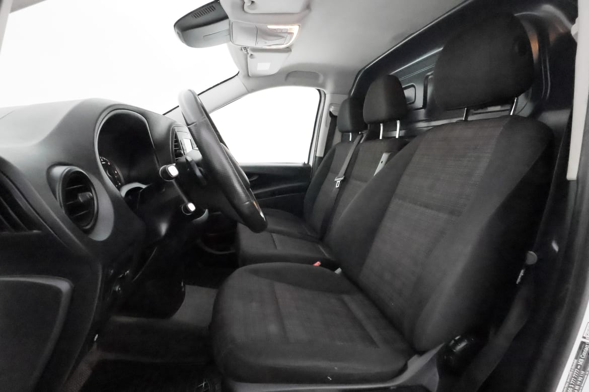 Mercedes-Benz Vito 2020 - miniatyr 9