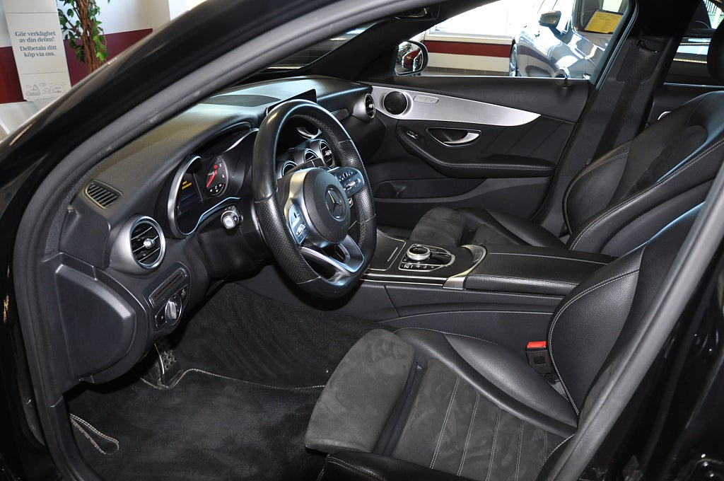 Mercedes-Benz C 2019 - miniatyr 13