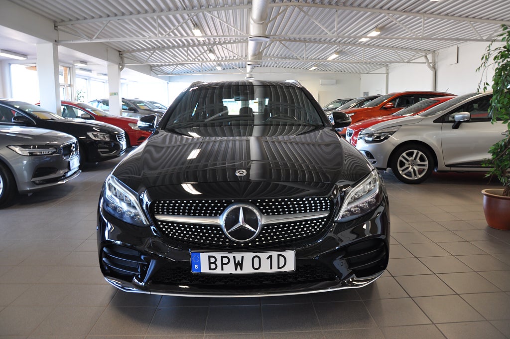 Mercedes-Benz C 2019 - miniatyr 3