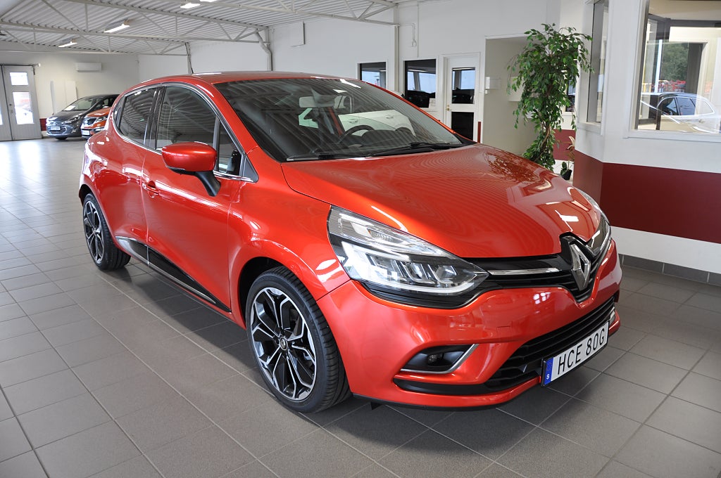 Renault Clio 2019 - bild 1 av 14