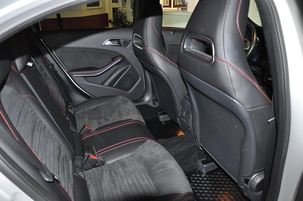 Mercedes-Benz A200 d 2016 - miniatyr 10