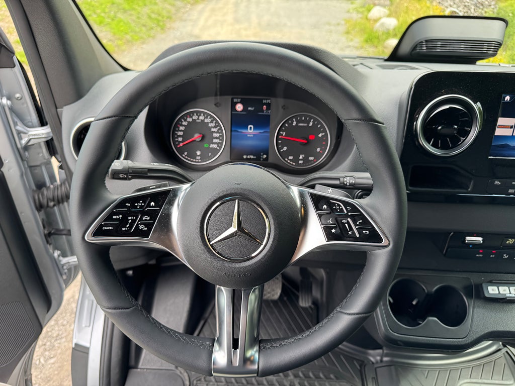 Mercedes-Benz Sprinter 2026 - miniatyr 11