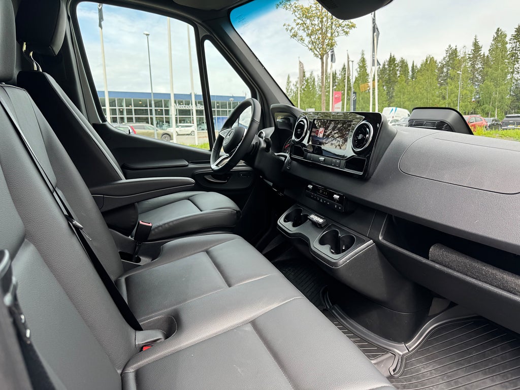 Mercedes-Benz Sprinter 2026 - miniatyr 8