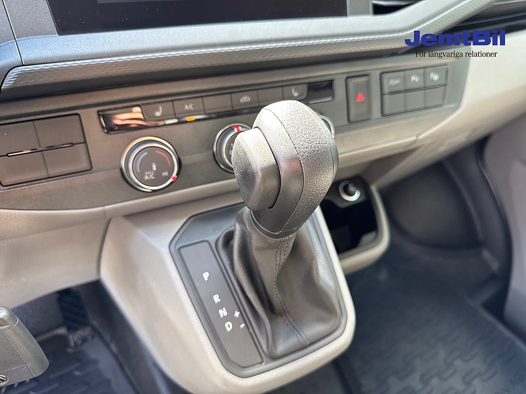 Volkswagen Transporter 2024 - miniatyr 11