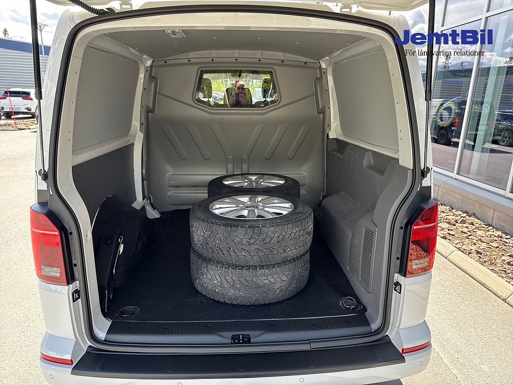 Volkswagen Transporter 2024 - miniatyr 14
