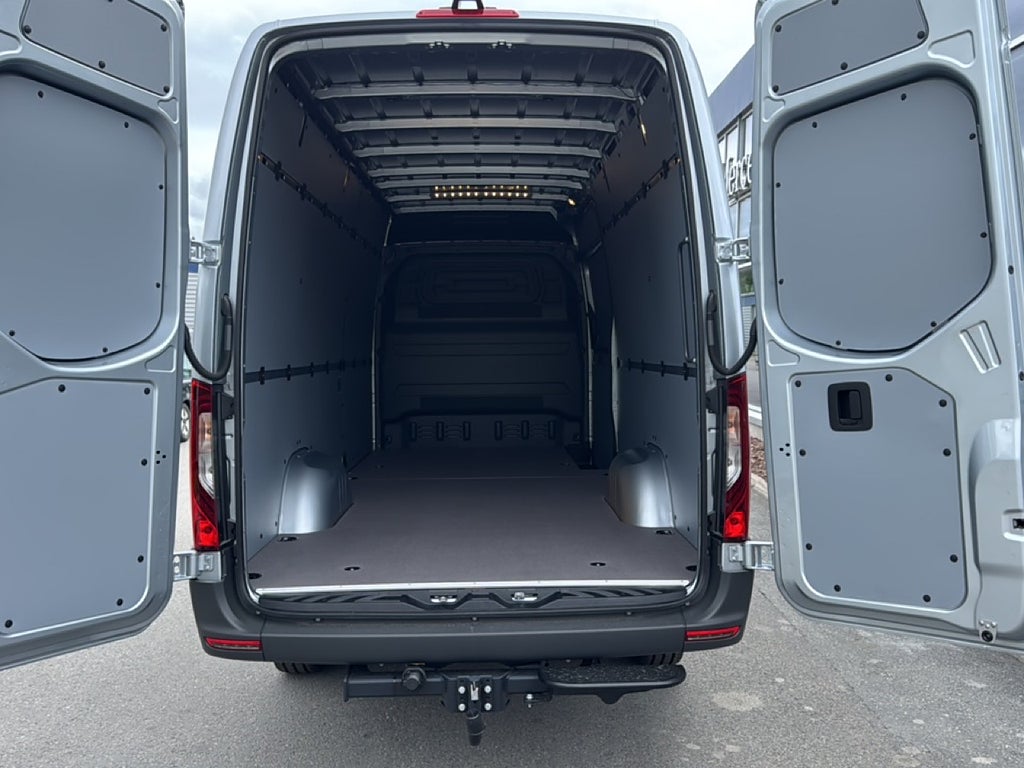 Mercedes-Benz Sprinter 2027 - miniatyr 14
