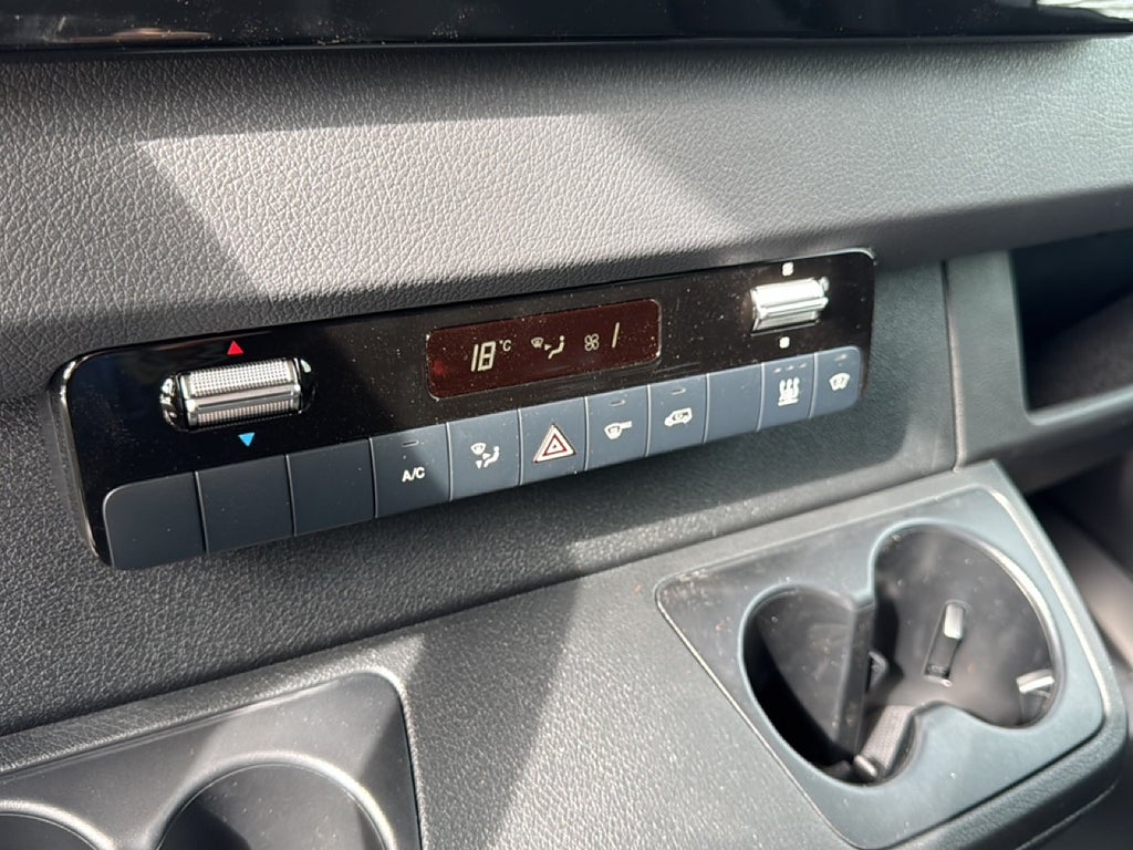 Mercedes-Benz Sprinter 2027 - miniatyr 13